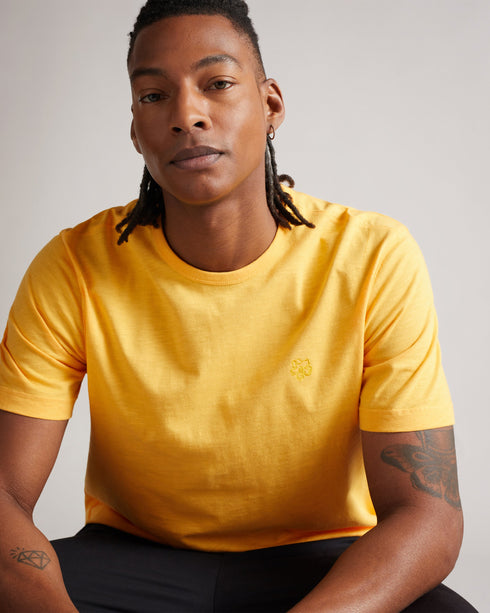 LINVER-Tops-Short Sleeve T Shirt You Can Never Have Enough Tees, And Linver Is No Exception. With Its Classic Shape, This Cotton T-Shirt Is Perfect For Layering, And The Embroidered Magnolia Motif Keeps It Refined Enough To Wear Alone With Just A Pair Of Shorts And Sneakers On Warmer Days.- Ted Baker Romania